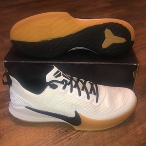NIKE MAMBA FOCUS KOBE